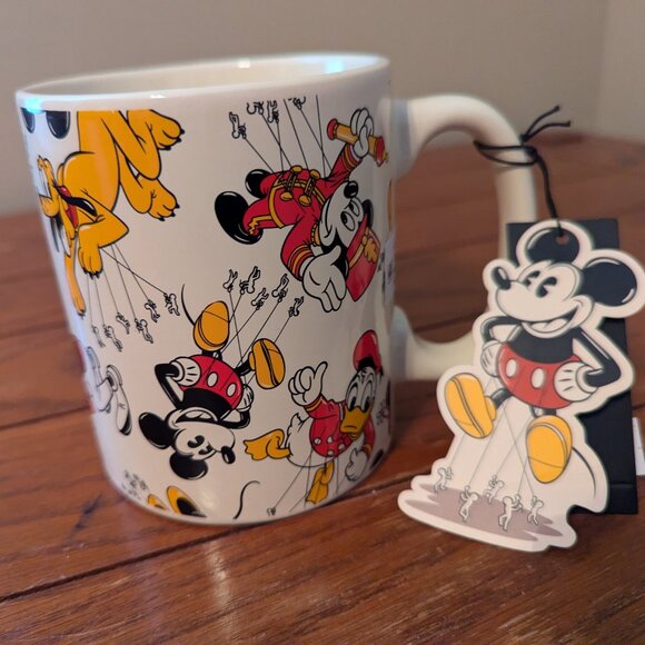 Disney Macy’s Collab Ltd Ed Thanksgiving Day Parade Balloons XL Mickey Mouse Mug